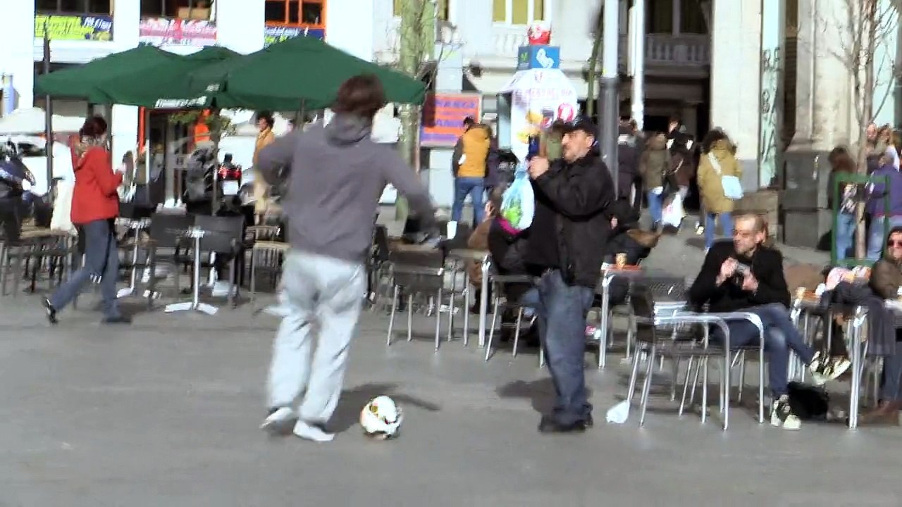 Cristiano Ronaldo se disfrazó de vago y sorprendió a personas en la calle