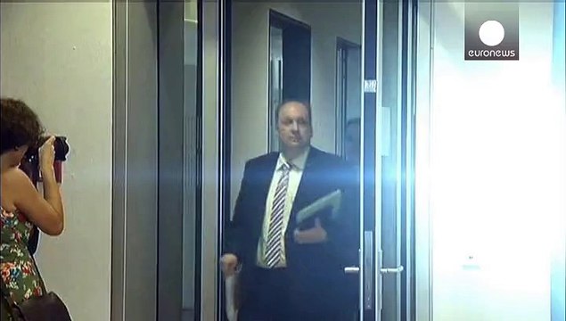 Прокурора просят уйти