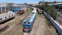 Tren de SOFSE con la 319-331-5 y coches chinos de larga distancia entrando a Córdoba
