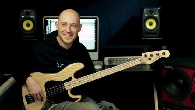 Deconstructing Teen Town by Jaco Pastorius // Bass Lesson with Scott's Bass Lessons (L#107)