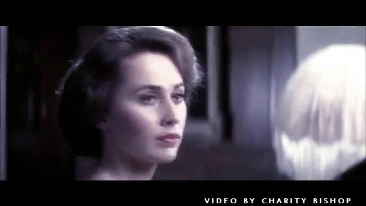 Dracula 1979 - Langella - Seduction