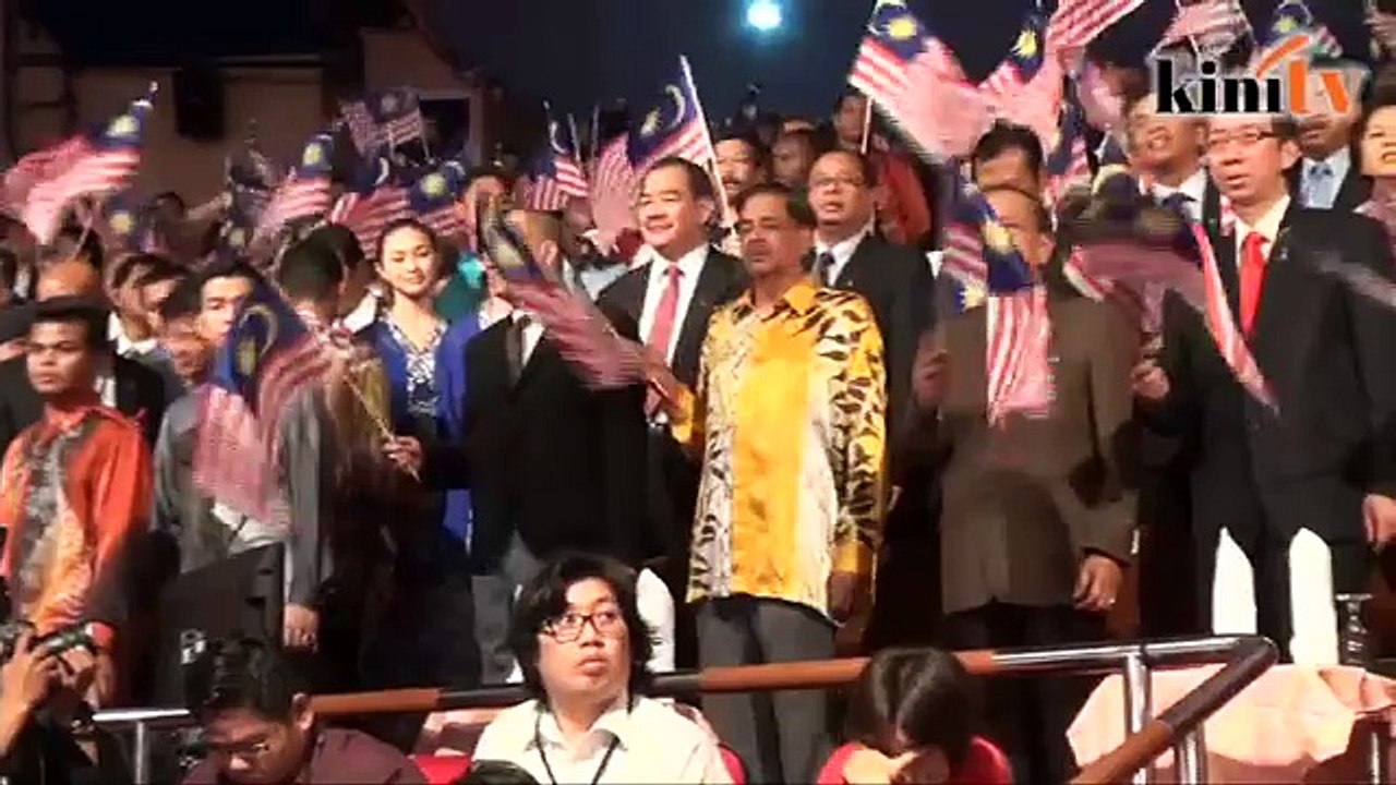 Dr M: BN tumbang pada PRU-14 jika Najib tak undur