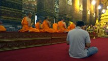 Wat Pho Theravada monks daily chanting