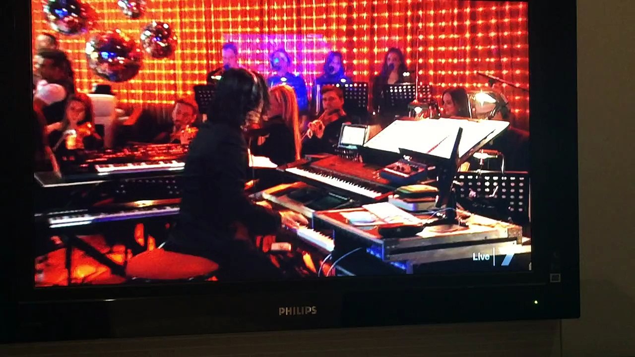 Kelly Cartwright dancing with the Stars 2015