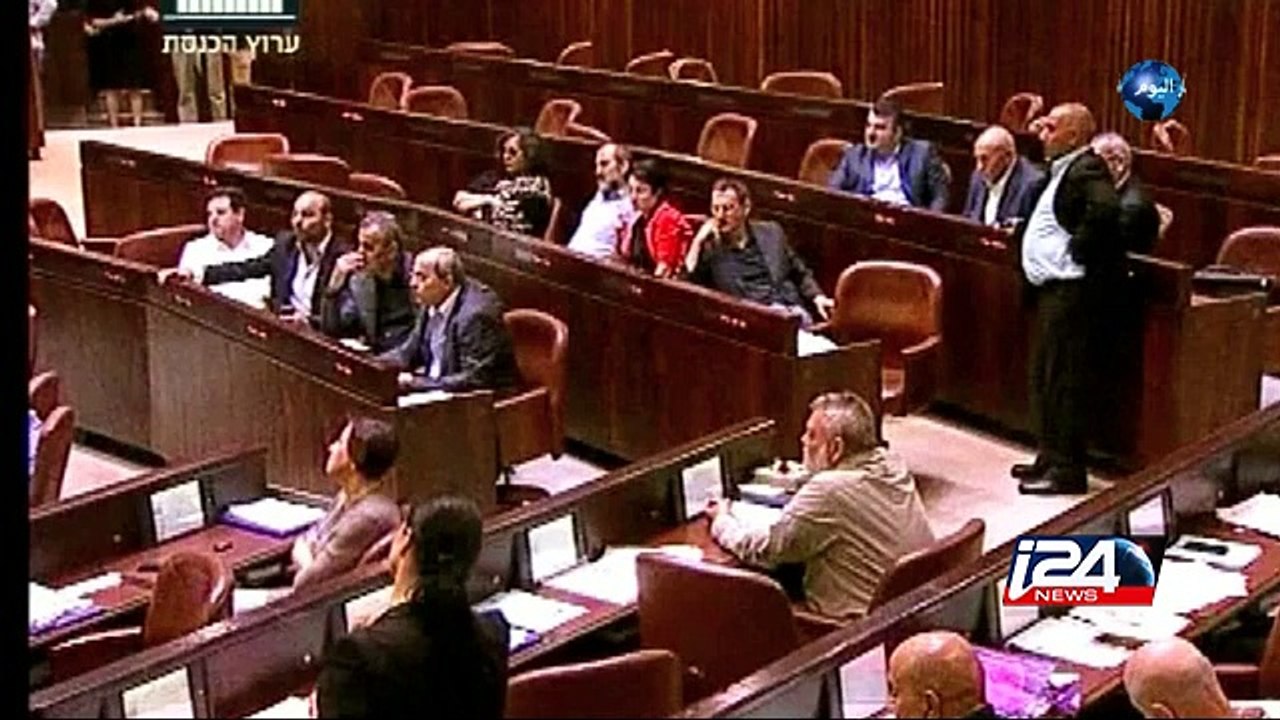 الكنيست يقر قانون التغذية القسرية للمعتقلين الفلسطينين