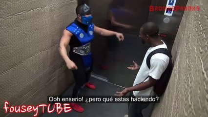 Broma en el Elevador Mortal Kombat! (Mortal Kombat Elevator Prank!)