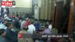 المئات يؤدون صلاة عيد الفطر بمسجد عمر مكرم‎