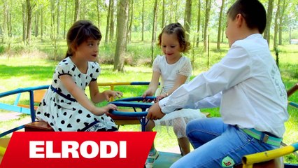 Griselda & Erikson Pepa - Moter e vella (Official Video HD)