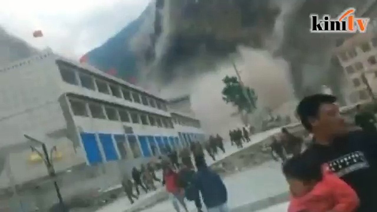 Visual dramatik tanah runtuh selepas gempa Tibet