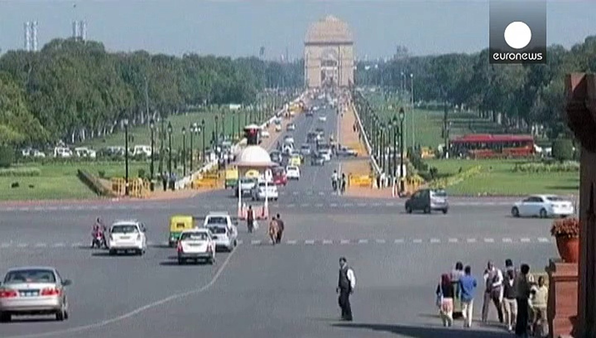 ⁣В Індії заборонили доступ до сотень порносайтів