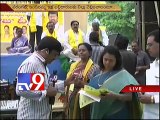 T-TDP leaders demand bill payments for Indiaramma housing beneficiaries,stage deeksha