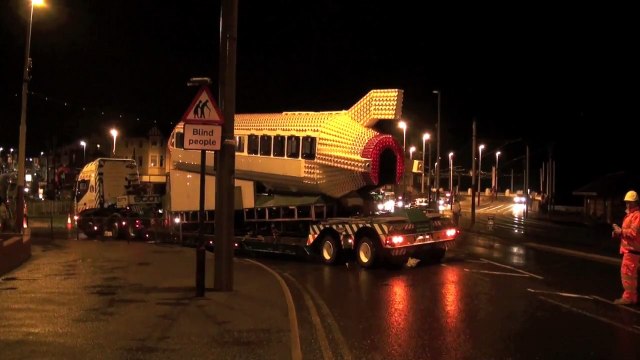 Blackpool Trams - Rocket arrives at Gynn Square