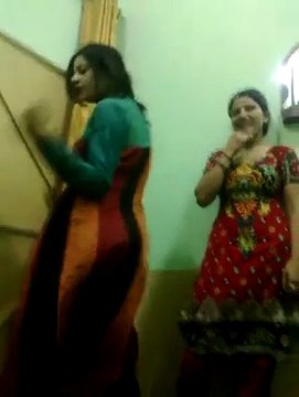 Billo tumka laga Home Dance Girl Bohot mazay ke video hay zaror dekay, urdu songs, punjabi songs, indian songs, hindi so