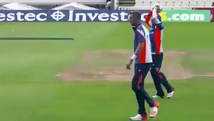 Joe Root pulls down Stuart Broad’s Pants in Training - Leaked Video