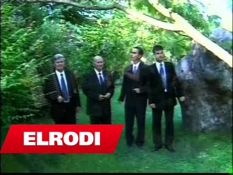 Grupi I kenges qytetare Fierake - Thone je e bukur (Official Video HD)