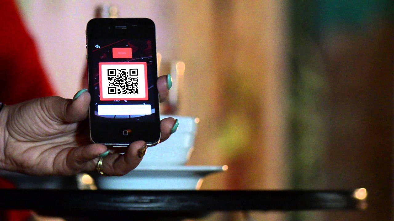 A1 Report - QR CODE, ura qe lidh Boten reale me ate dixhitale