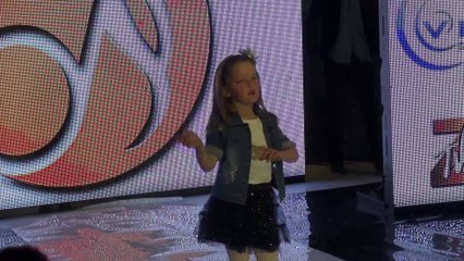 Urtina Ramadani - Borëbardha Live at Mentori Center