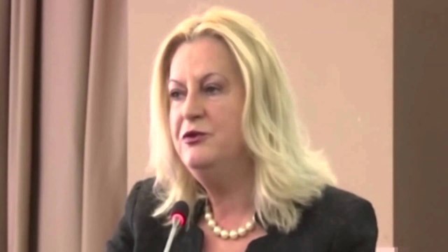 Zjarr Televizion: 360° grade - Enki (29/07/2015):EDITA TAHIRI DIALOGU PRISHTINE-BEOGRAD VAZHDON