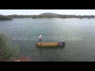 NJË 14 VJEÇAR ËSHTË MBYTET NË BUNË