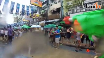 Songkran saksikan Bangkok jadi medan pertempuran air