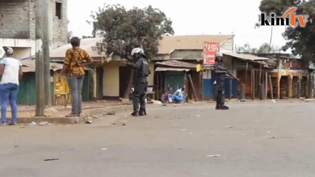 Polis lepas tembakan ke atas penunjuk perasaan di Guinea