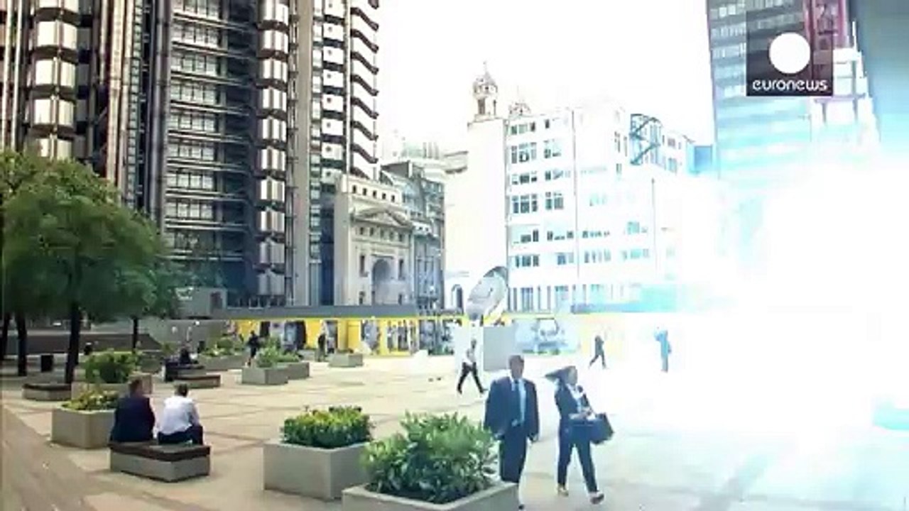 Dienstleister: Wichtigster britischer Sektor mit gebremstem Schaum