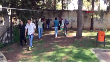 İntihar etmek isterken kendini yaraladı