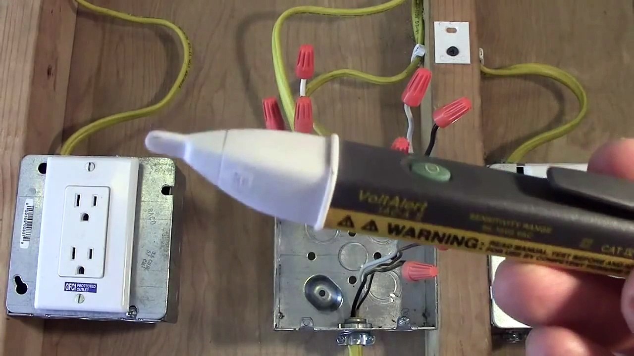 How To Wire a Double Receptacle (Mid Circuit With USB Charging)