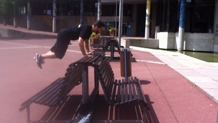 Démonstration de parkour avec Wav'ARTS