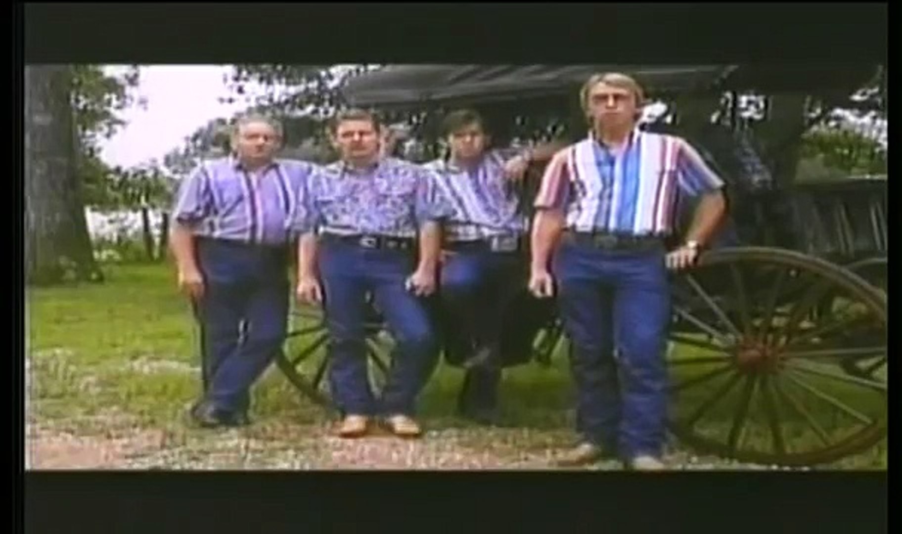 ⁣Country Gospel Songs - Wagon Tracks