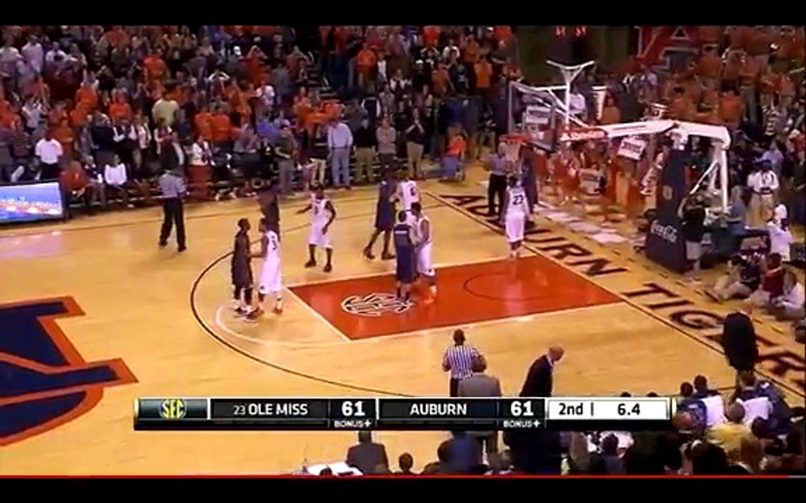 Marshall Henderson takes down Auburn, mocks students