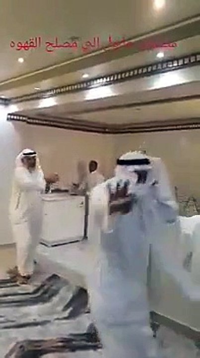 الشايب مغشوووووش هههههههههههههههههههه