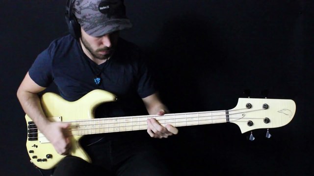 Lorita Miki Santamaria Signature Bass - Extreme Slap & Tapping Bass Solo