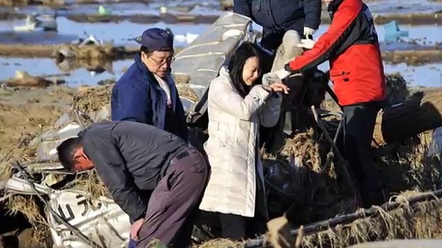 【東日本大震災】被災地の様子 海外メディアによる画像 写真［Japan Tohoku Earthquake & Tsunami］（song by i-nos）