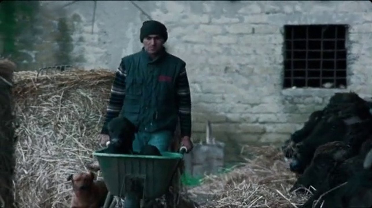 BELLA E PERDUTA clip