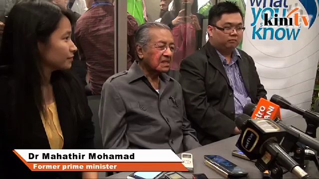 Mahathir: He's worse than Pak Lah, Najib must go