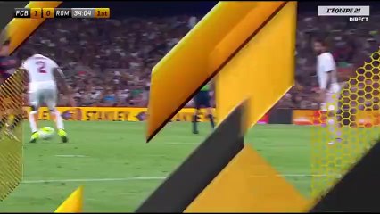 Jugez-vous même Lionel Messi vs Mapou Yanga-Mbiwa en match de préparation contre l'AS Roma.