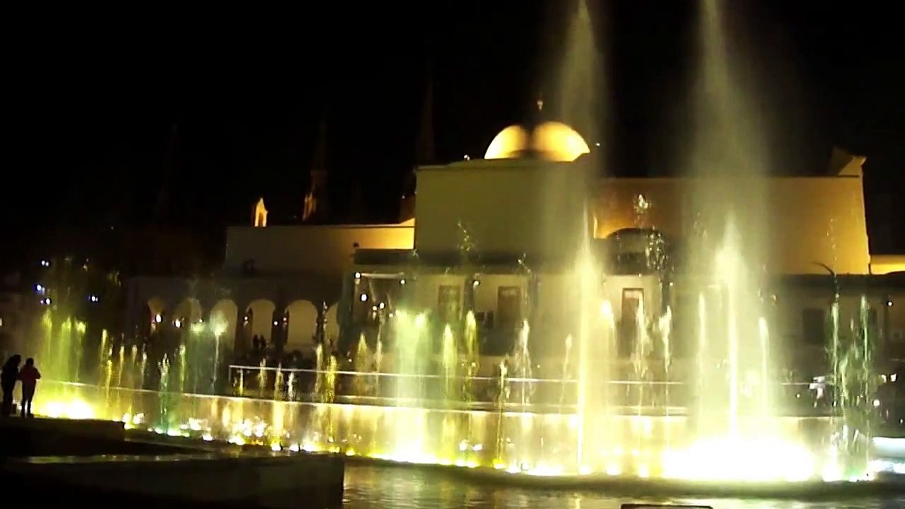 AGUAS DANZANTES PASEO DEL BUEN PASTOR CORDOBA CAPITAL II