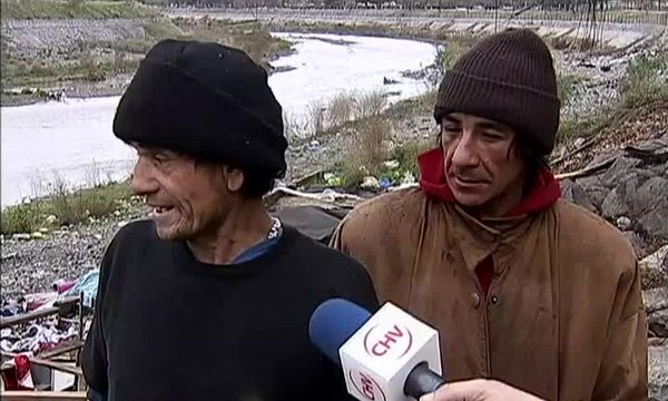 La dura realidad de quienes viven en la ribera del río Mapocho - CHV NOTICIAS