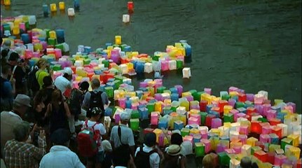 70 ans après la bombe nucléaire, Hiroshima se recueille à la lumière des lanternes
