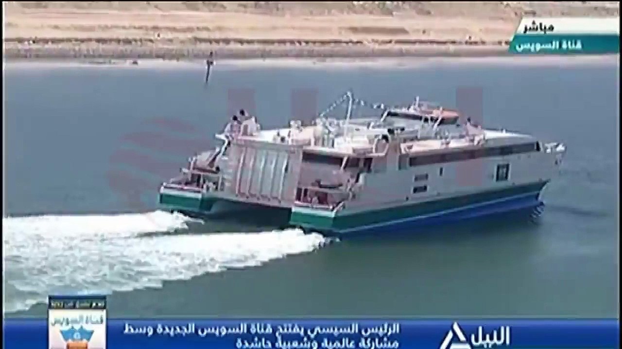 صوت ام كلثوم يغطي علي صوت  مذيع التليفزيون