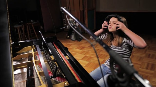 John Mayer Slow Dancing In a Burning Room Grace Vardell 12 Year Old LIVE