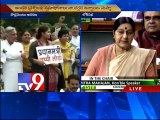 Never requested UK Govt to favour Lalit Modi - Sushma Swaraj