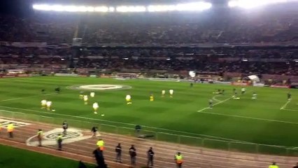 Tigres calienta en El Monumental