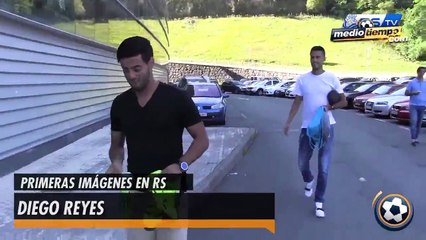 Primeras imágenes de Diego Reyes en La Real Sociedad