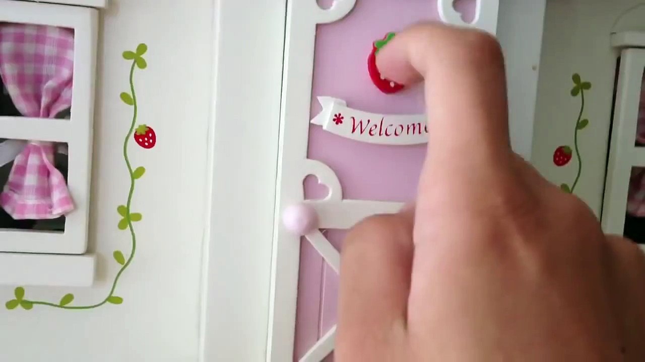 コザクラインコの家