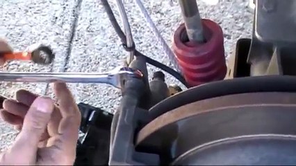 How to change brake pads on a Jeep JK, yes even you can do it.