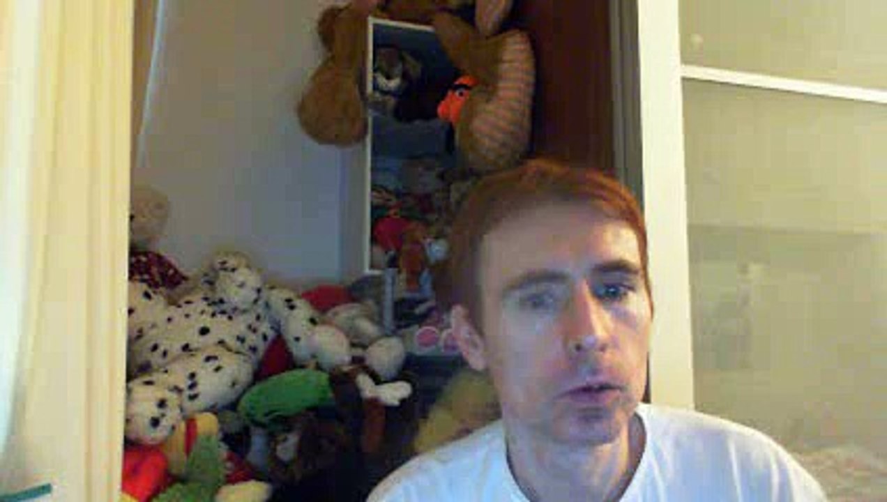 Wiwi égratigne "j'ai peur d'aimer un souvenir" de Mireille Mathieu