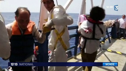 200 migrants toujours recherchés au large de la Libye