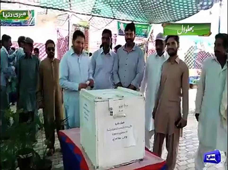 Bhalwal- Tea stall owner wins Umrah ticket in lottery .